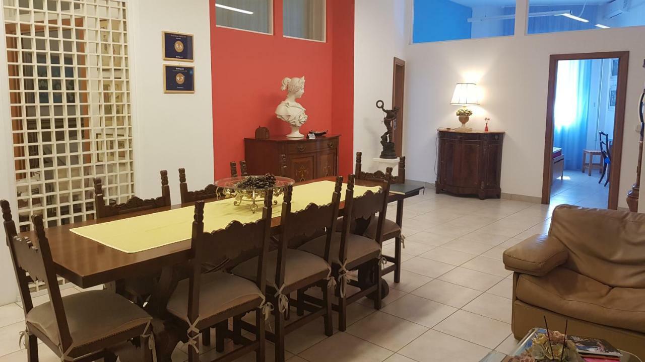 Appartamento Amanda'S Taranto Esterno foto